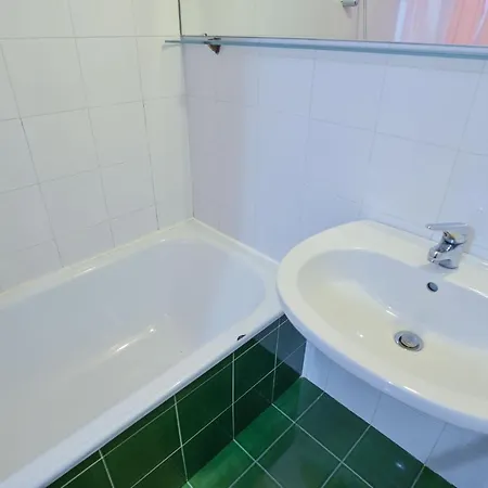 Apartment Res. Marilleva 1400 Apt.solandra *