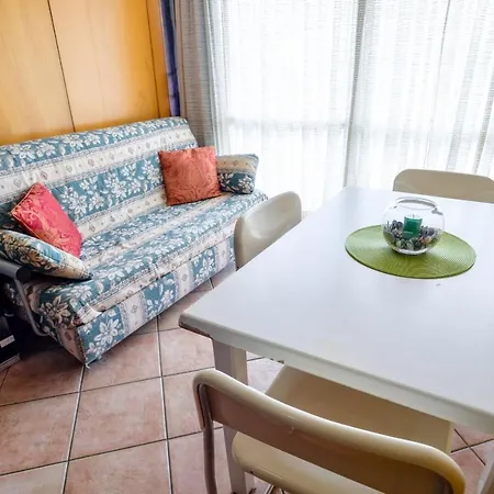 Res. Marilleva 1400 Apt.solandra * Mezzana (Trentino Alto Adige)
