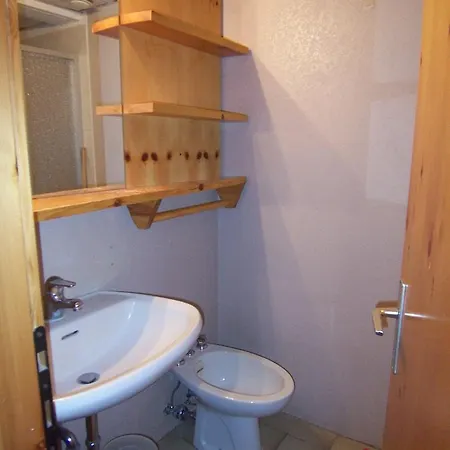 Apartment Res. Marilleva 1400 Apt.solandra Mezzana (Trentino Alto Adige)
